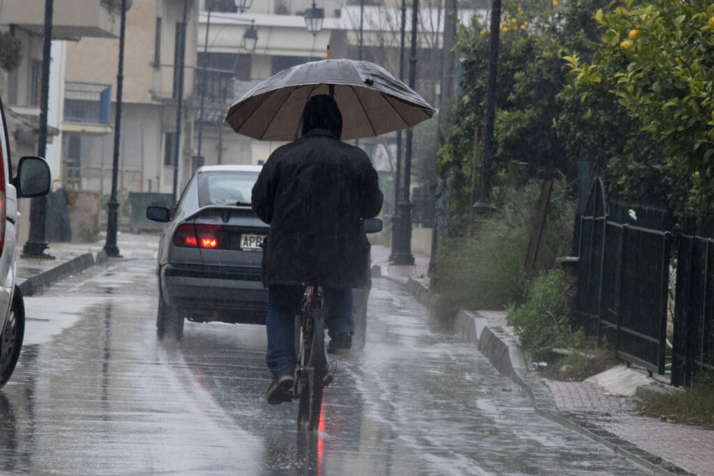 Αλλάζει ο καιρός: Ισχυρές βροχές και καταιγίδες - Προειδοποιεί ο Σάκης Αρναούτογλου (Video) - Media
