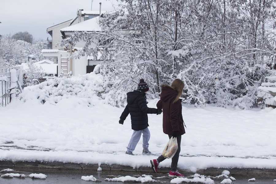 Τα κλειστά σχολεία «έριξαν» την ιστοσελίδα της Περιφέρειας και έφεραν fake news - Media