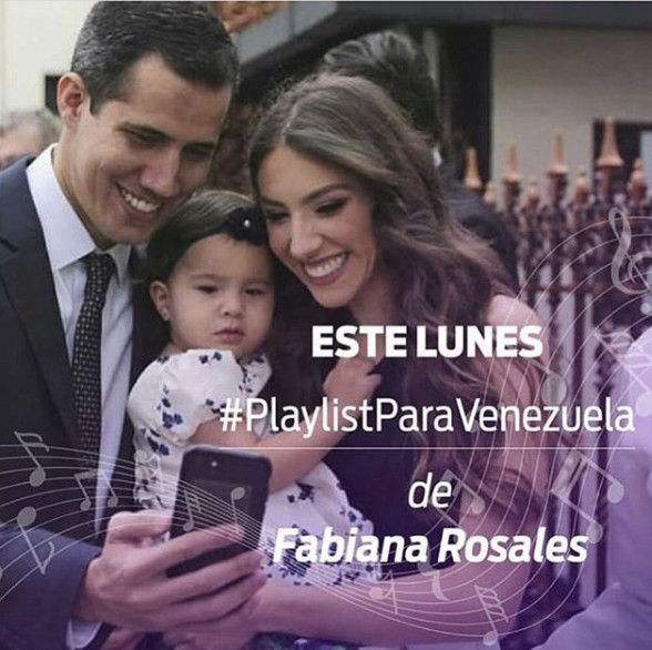 Βίντεο από τις μάχες σώμα με σώμα έξω από το σπίτι της Σκούφα  - Media