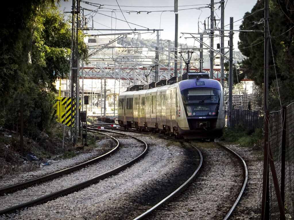 Απίστευτο φιάσκο από ΤΡΑΙΝΟΣΕ-ΟΣΕ: Απανωτά μπλάκ-άουτ σε ντιζελάμαξες, εκτός λειτουργίας η ηλεκτροκίνηση - Media