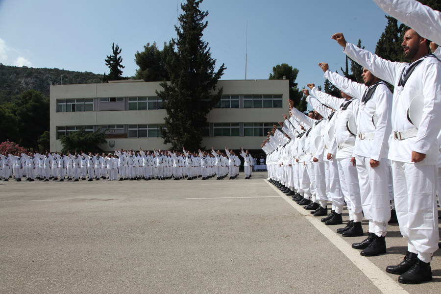 Τι αλλάζει στην κατάταξη των νεοσυλλέκτων στον Στρατό   - Media