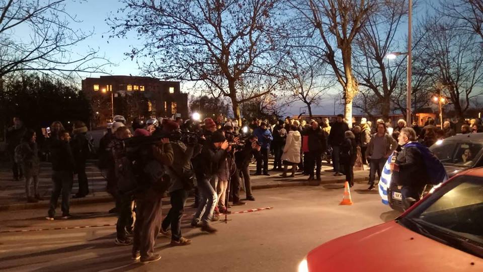 Θεσσαλονίκη: Μία σύλληψη για τα επεισόδια έξω από το Μέγαρο Μουσικής - Media