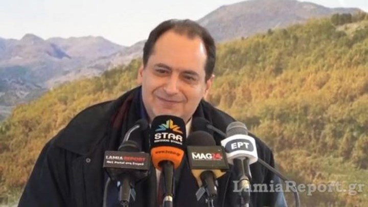 Σπίρτζης σε Μπακογιάννη: Έχασες το στοίχημα, κερνάς τσίπουρα και μεζέ Ευρυτανίας (Video) - Media