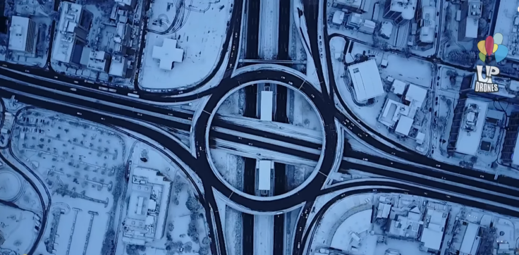 Μαγικές εικόνες με drone από την χιονισμένη Αθήνα (Video/Photos) - Media