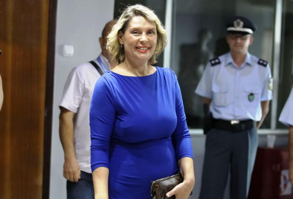 Με θετικά λόγια για τη Συμφωνία μίλησε η Παπακώστα - Το βράδυ θα αποκαλύψει την απόφασή της - Media
