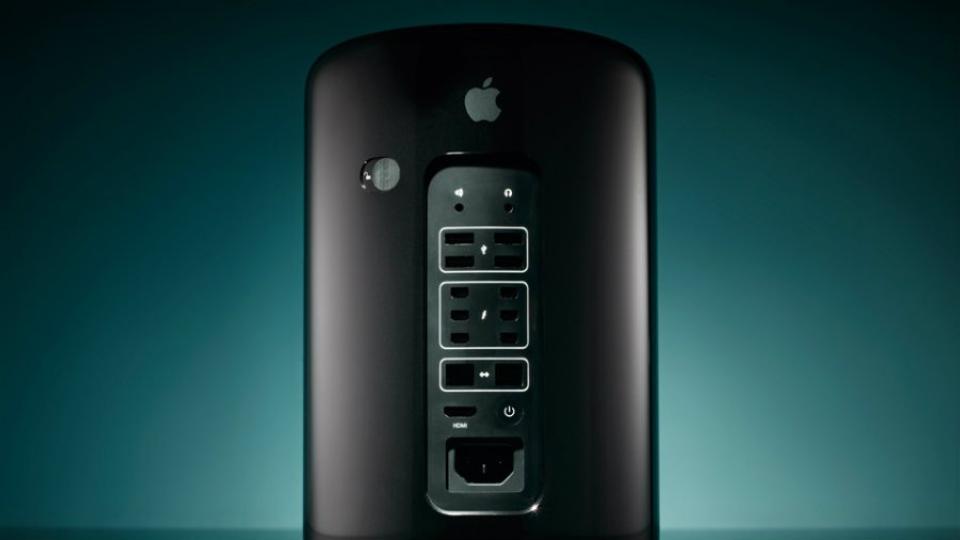 Ο απίστευτος λόγος που η Apple δεν κατασκευάζει προϊόντα της στις ΗΠΑ - Media