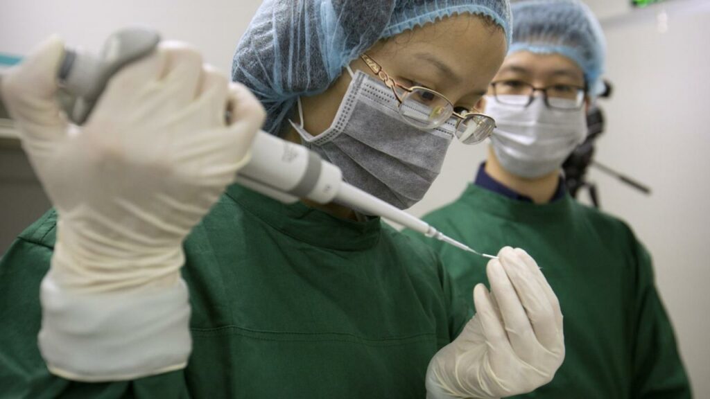 Τρομακτικά πειράματα στην Κίνα: Άλλαξαν το DNA σε μωρά - Και δεύτερη γυναίκα έγκυος - Media