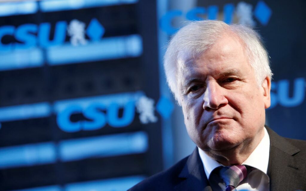 Σε σταυροδρόμι το CSU - Σε ζυγαριά η γερμανική κυβέρνηση - Media