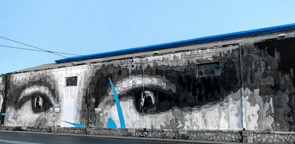 Λεονάρντο Ντα Βίντσι: Η γιγάντια τοιχογραφία του εικαστικού ΙΝΟ στην οδό Πειραιώς (Photo) - Media