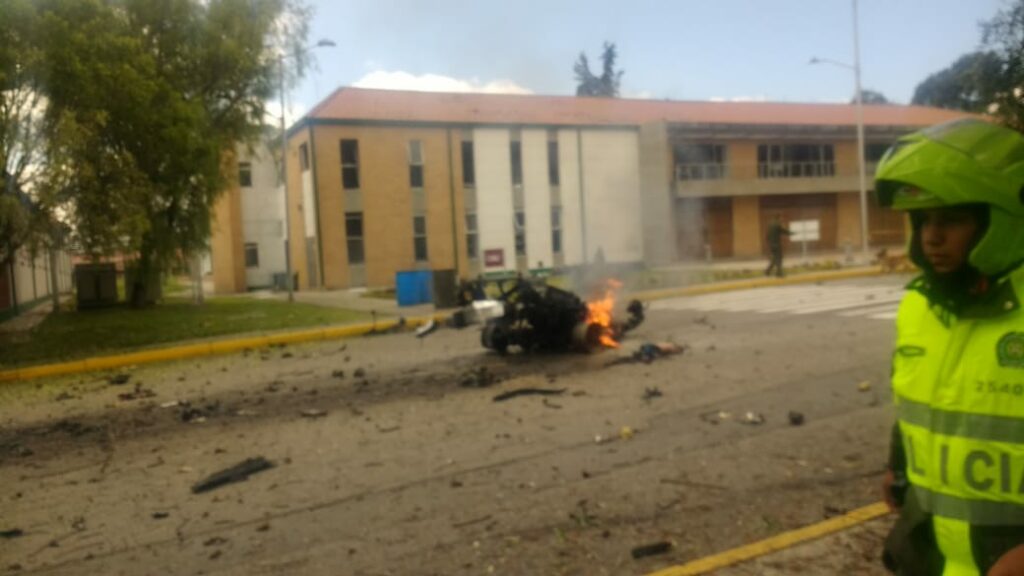 Ισχυρή έκρηξη στην Κολομβία: Εννιά νεκροί και δεκάδες τραυματίες (Photos) - Media