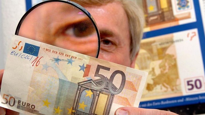 Αν και υπάρχει μείωση, γέμισε η Ευρώπη πλαστά ευρώ – Πόσα κυκλοφορούν στην αγορά; - Media