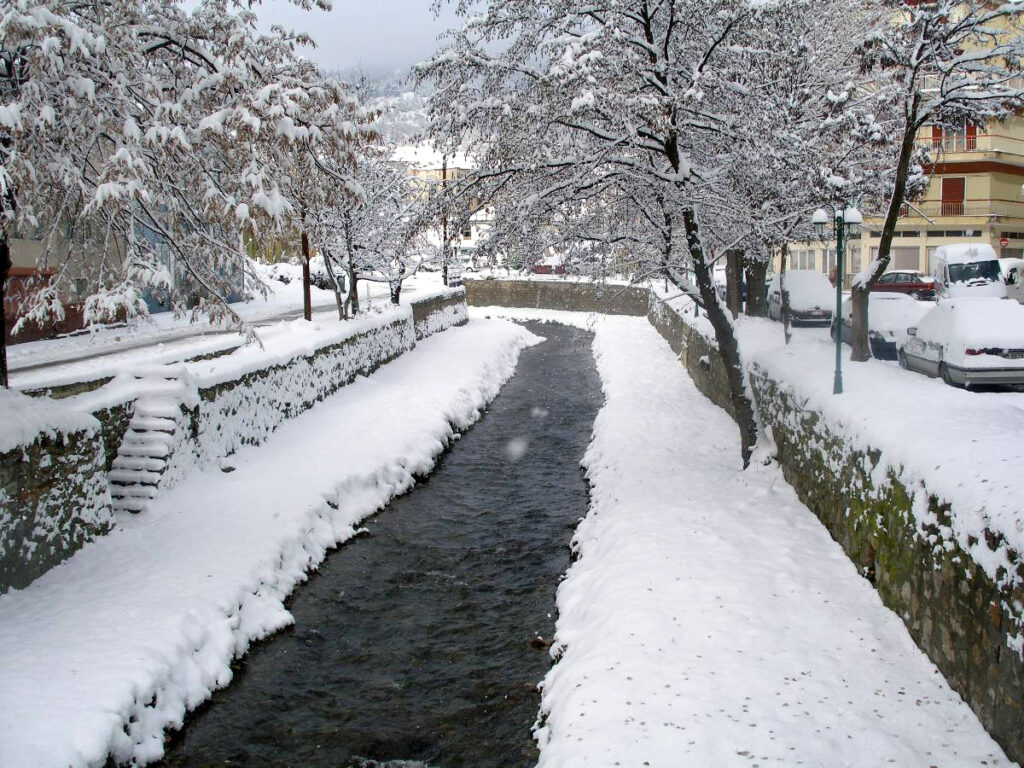 Δέκα μέρες «στην κατάψυξη» η Φλώρινα - Ολικός παγετός με θερμοκρασίες μόνιμα κάτω από το μηδέν - Media