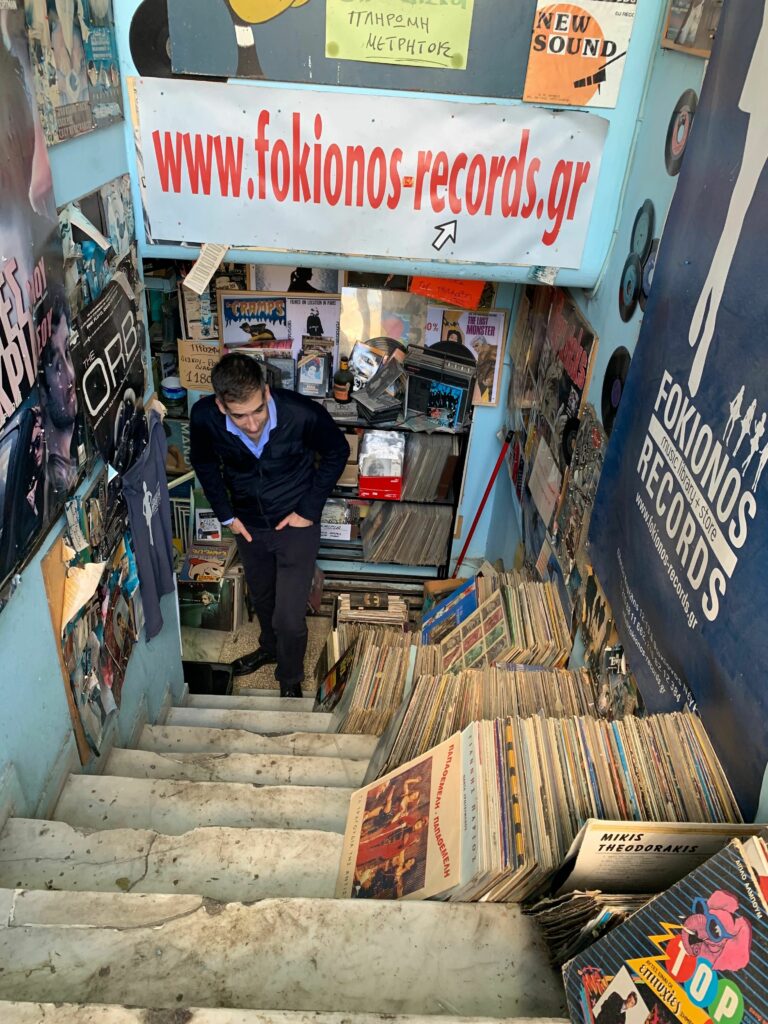 Επίσκεψη του Κώστα Μπακογιάννη στην Κυψέλη - Media