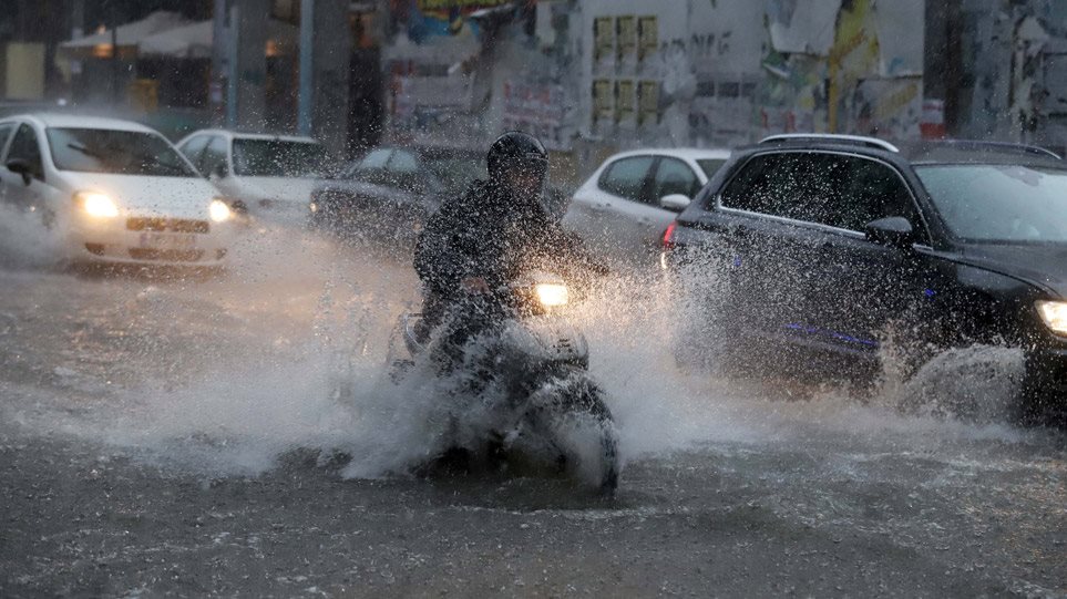 Ο Φοίβος είναι εδώ – «Έπνιξε» Μακεδονία, Ξάνθη και Πελοπόννησο – Πλημμύρες, λάσπη και διακοπές ρεύματος (Photos/Video) - Media