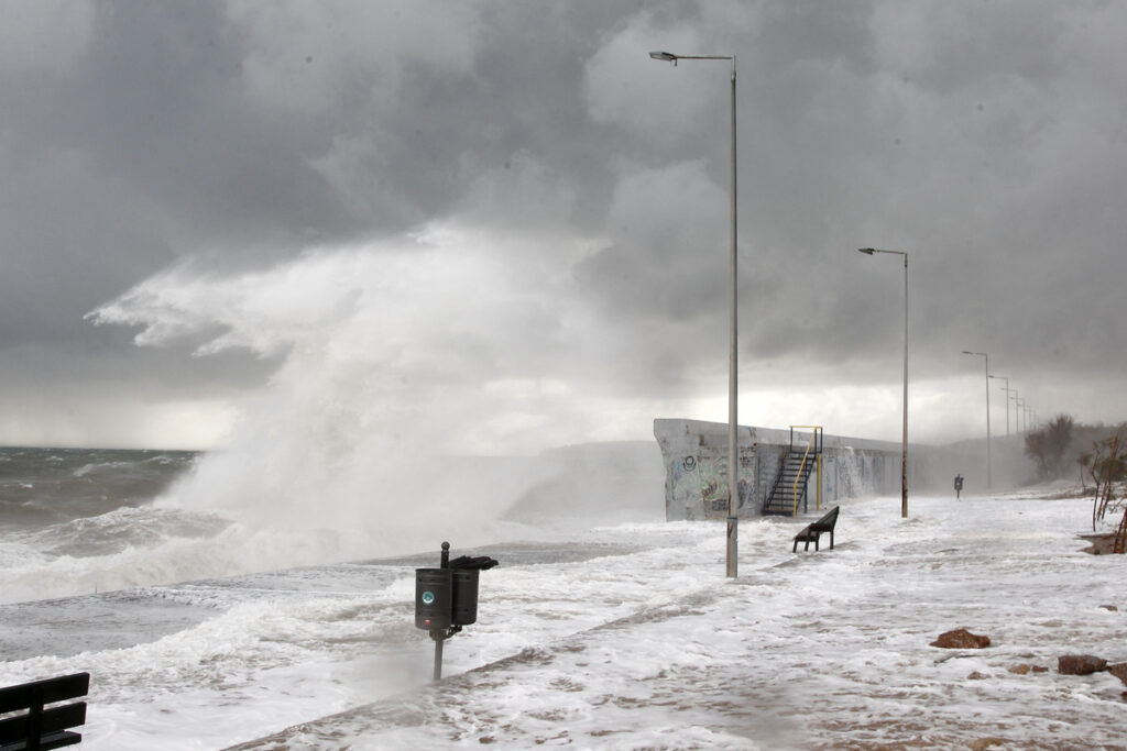 Νέο έκτακτο δελτίο επιδείνωσης του καιρού: Καταιγίδες, χαλάζι και θυελλώδεις άνεμοι - Media