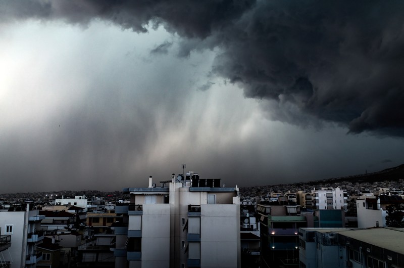 Από δυτικά θα «χτυπήσει» ο «Γηρυόνης»: Βροχές, καταιγίδες, χαλαζοπτώσεις και θυελλώδεις άνεμοι (Video)  - Media