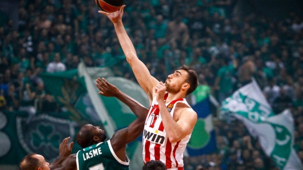 Με Μιλουτίνοφ ο Ολυμπιακός κυνηγά την τετράδα - Media