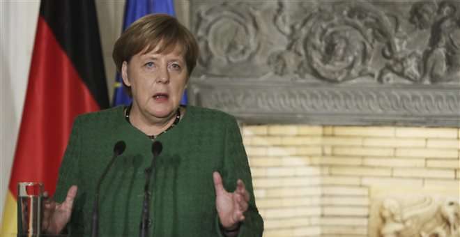 Μέρκελ: Παύει να ισχύει η συμφωνία ΕΕ - Τουρκίας για πρόσφυγες εκτός Συρίας - Media