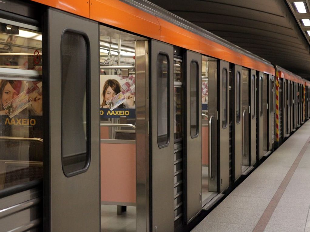 Μεγάλες καθυστερήσεις στην γραμμή 3 του μετρό λόγω τεχνικού προβλήματος - Media