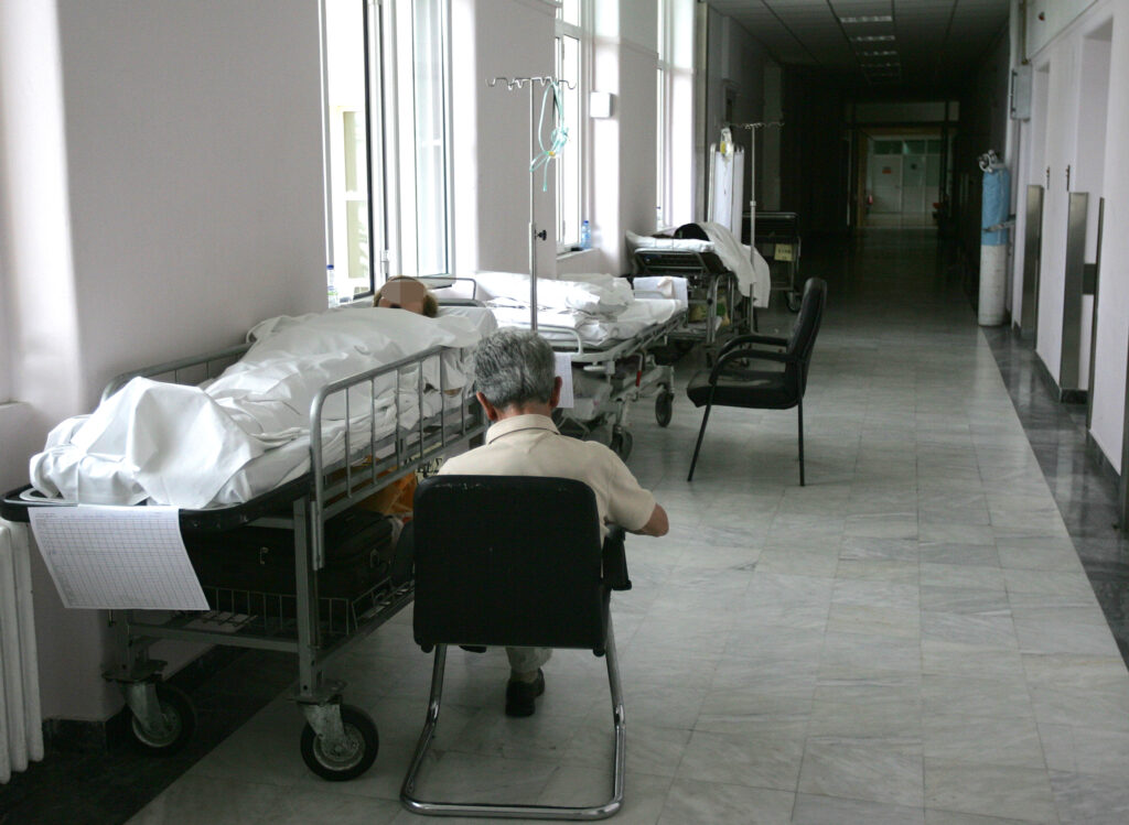 ΠΟΕΔΗΝ: Ο «Ευαγγελισμός» σε κάθε εφημερία γεμίζει με 120 ράντζα - Media