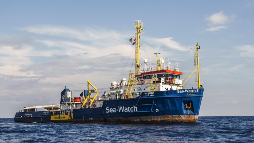 Aπεργία πείνας από μετανάστες του Sea Watch - Media