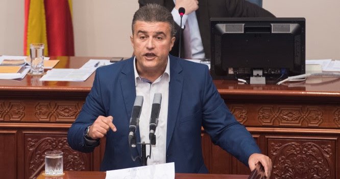 Παραιτήθηκε βουλευτής του Ζάεφ - Διακόπηκε η συνεδρίαση για τη Συνταγματική Αναθεώρηση - Media