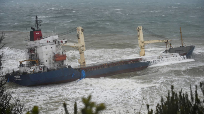 Βυθίστηκε φορτηγό πλοίο ανοικτά της Τουρκίας: Έξι νεκροί - Media
