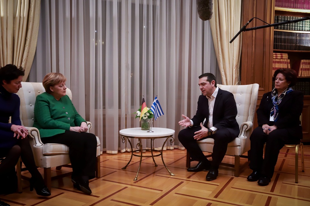 Τσίπρας σε Μέρκελ: Έχουμε έναν κοινό κίνδυνο μπροστά μας - Την άνοδο της λαϊκιστικής ακροδεξιάς - Media