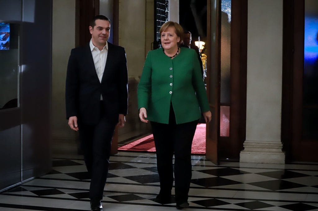 Πλεύση Ελευθερίας: Εξώδικο σε Παυλόπουλο - Τσίπρα - Βούτση για τις γερμανικές αποζημιώσεις - Media