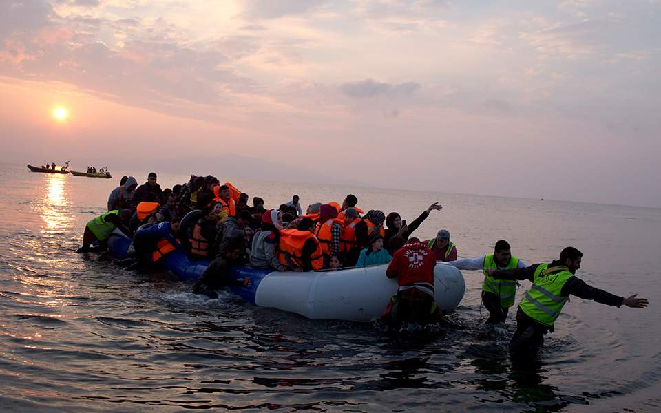 Ιταλία: Είκοσι νεκροί σε ναυάγιο στα ανοικτά της Λιβύης - Media