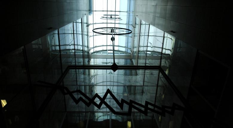 Χ.Α.: Ελεγχόμενες απώλειες με το βλέμμα στις διεθνείς αγορές - Media