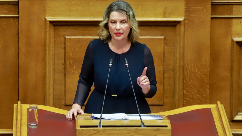 Παπακώστα: Προσοχή - Οι δηλώσεις εσωτερικής κατανάλωσης για εθνικά θέματα βλάπτουν - Media