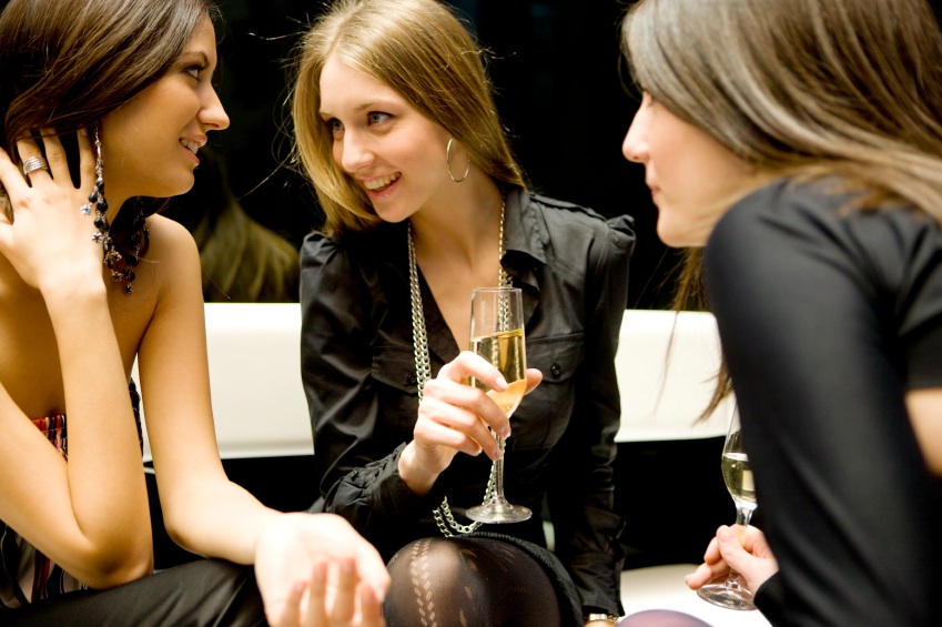 Μπον βιβέρ της Μυκόνου στη σπείρα των Βορείων Προαστίων - Media