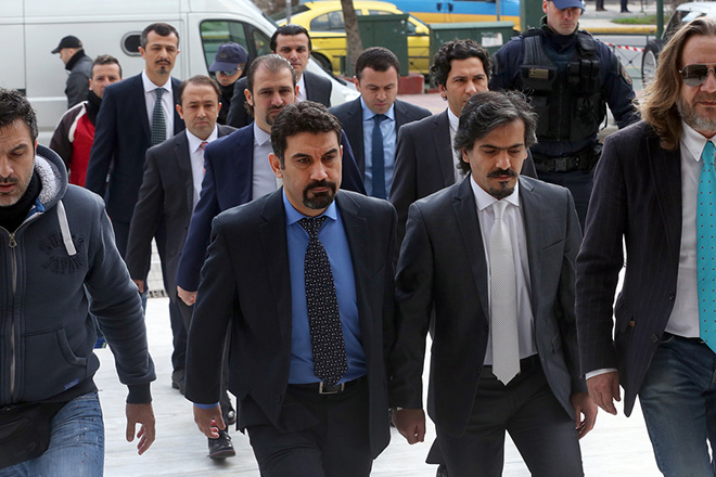 Τούρκος πρέσβης: Δώστε μας τους οκτώ αξιωματικούς - Media