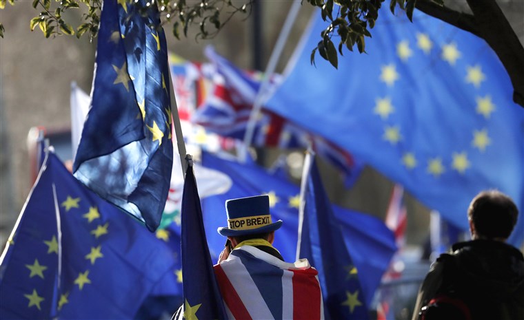 Συνεχίζεται το μπρα ντε φερ Βρετανίας-ΕΕ για το Brexit - Στενεύουν τα περιθώρια - Media