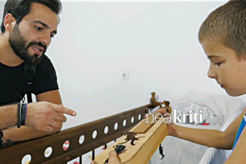 Προσθετικό χέρι από Lego έχει αλλάξει τη ζωή του δημιουργού του (Video) - Media