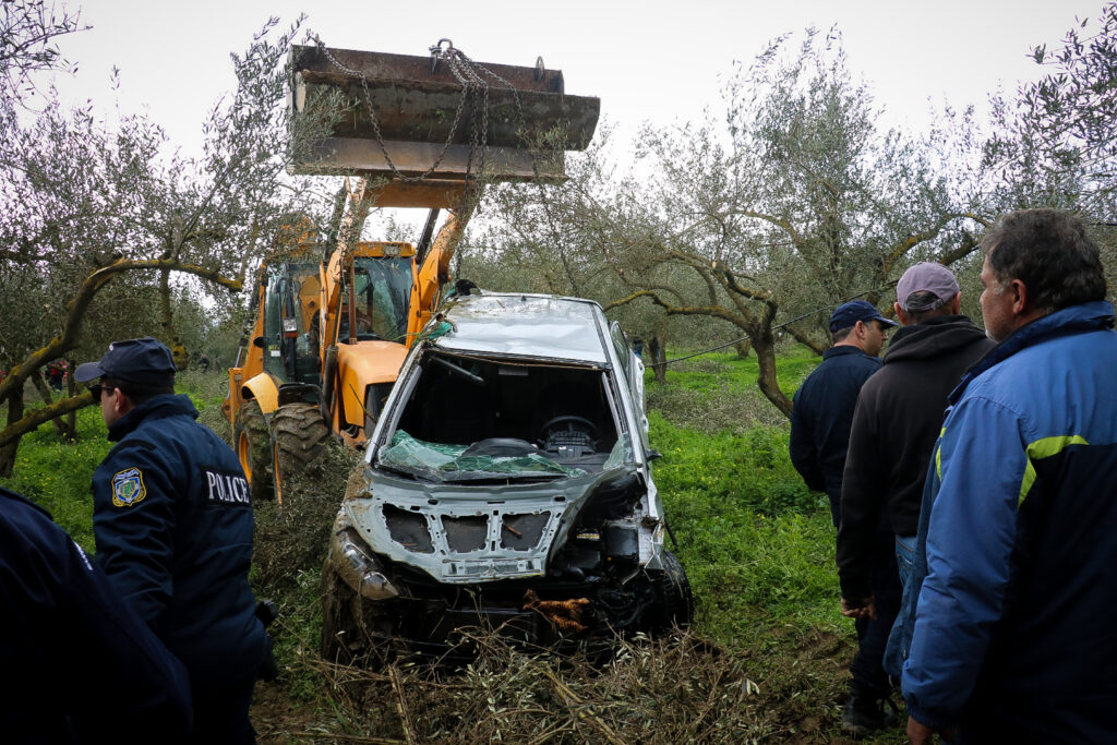 Κρήτη: Γνωστό εδώ και χρόνια το σημείο που παρασύρθηκε η οικογένεια - «Μπαλάκι» οι ευθύνες - Media