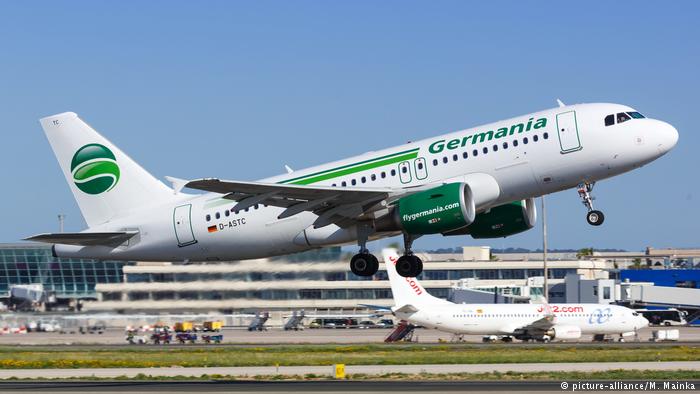 «Κανόνι» Germania: Χάνουν τα λεφτά τους οι επιβάτες, «στον αέρα» οι εργαζόμενοι - Media