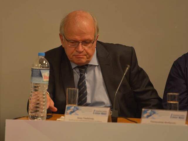 «Ρίχτερ» από Τσελέντη: «Προεκλογική τρομοκρατία για ισχυρό σεισμό» – Η μυστική κινητοποίηση του στρατού - Media