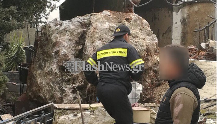 Τηλεφώνημα έσωσε γυναίκα στα Σφακιά - Βράχος 25 τόνων έπεσε στο σπίτι της (Photos) - Media