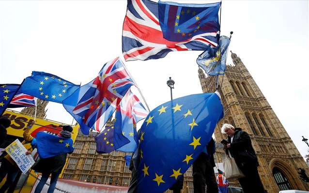 Στις 14 Μαρτίου το βρετανικό κοινοβούλιο ψηφίζει για αναβολή του Brexit - Media