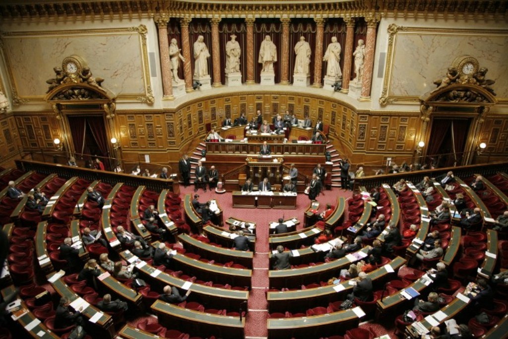 Γαλλία: Ψηφίστηκε το αμφιλεγόμενο νομοσχέδιο για τον περιορισμό των βίαιων διαδηλώσεων - Media