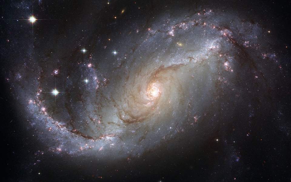 Το τηλεσκόπιο «Χαμπλ» ανακάλυψε έναν γειτονικό νάνο γαλαξία ηλικίας 13 δισ. ετών - Media