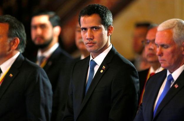 Ο Γκουαϊδό «τα είπε» με τον ακροδεξιό Μπολσονάρου και τώρα θέλει να γυρίσει στη Βενεζουέλα - Media