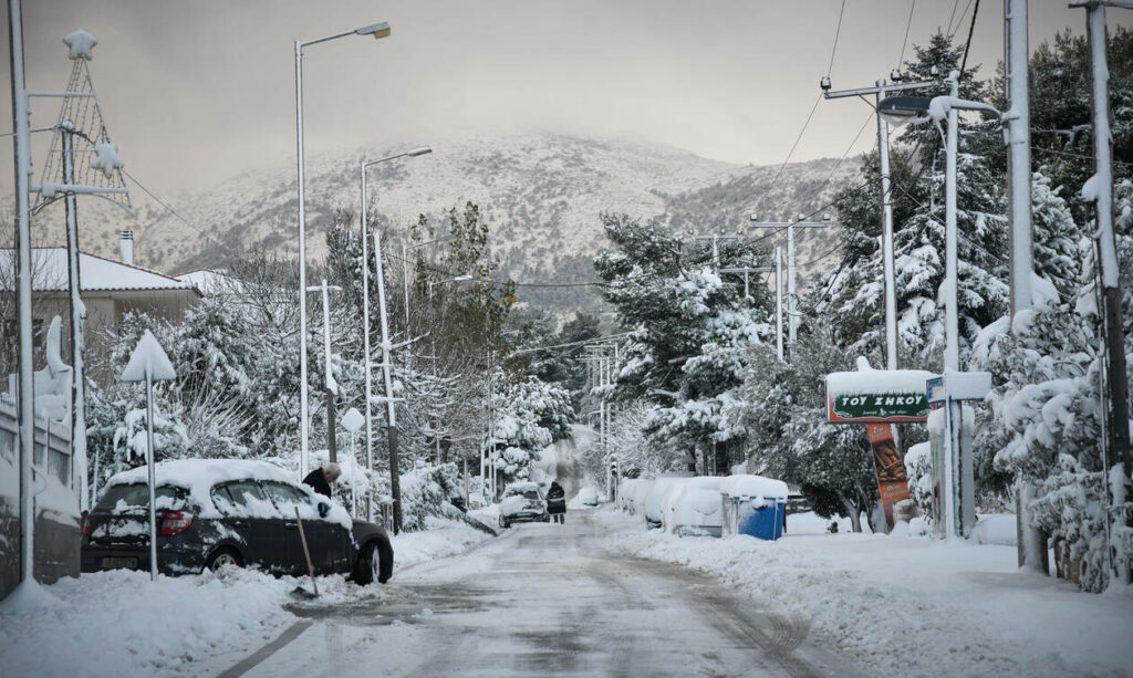 Προ των πυλών το νέο κύμα κακοκαιρίας: Θα χιονίσει και στην Αττική - Media