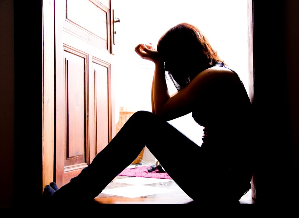 Άτυπη κατάθλιψη: Τι είναι - Πώς να αναγνωρίσετε εγκαίρως τα συμπτώματα - Media