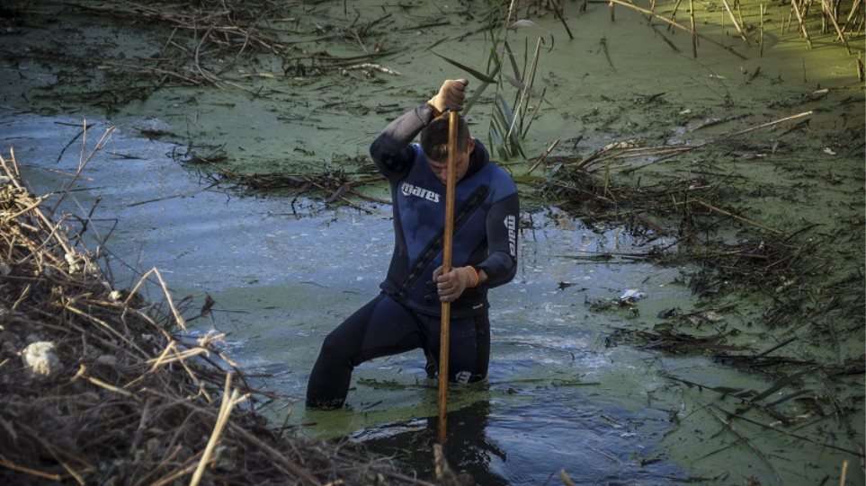 Θρίλερ στη Λάρισα με εξαφάνιση 30χρονου - Το ΙΧ του βρέθηκε δίπλα στο ποτάμι - Media
