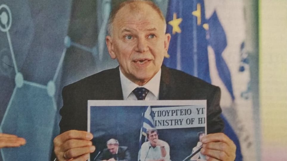 Ευρωπαίος Επίτροπος για τον Πολάκη:  Ντροπή τέτοιος υπουργός   - Media
