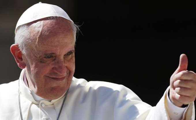 Γράφει ιστορία ο Πάπας Φραγκίσκος: Λέει «ναι» στον πολιτικό γάμο των γκέι (Video) - Media
