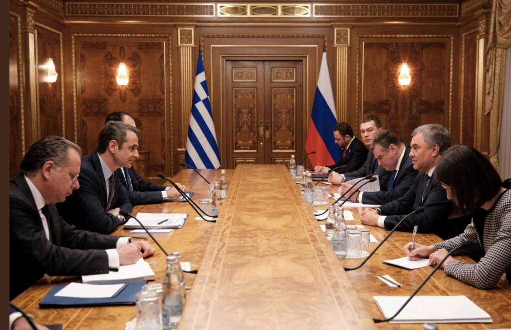 Ολοκληρώθηκαν οι επαφές Μητσοτάκη στη Μόσχα - Αναφορές στην ελληνορωσική συνεργασία της περιόδου Καραμανλή - Media